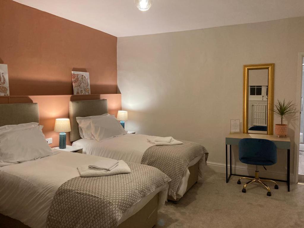 Woodborough Hall Extérieur photo